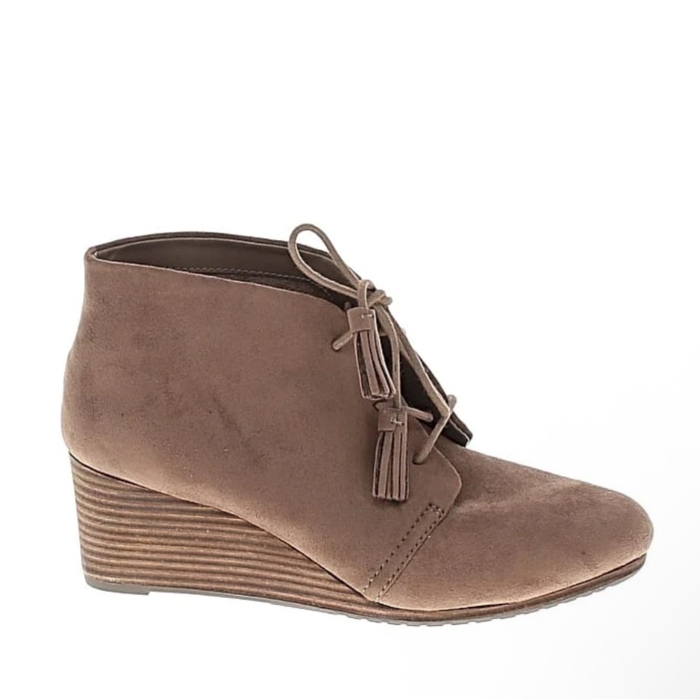 Dr. Scholl’s Dakota Wedge‎ Bootie Stucco Microsuede Size 7 NIB